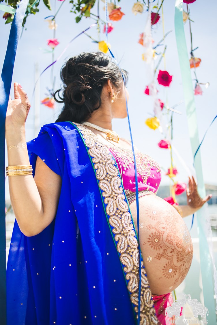 6 Amazing Maternity Photoshoot Ideas for Indian parents